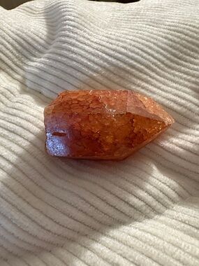 Orange crackled quartz Decorative Stone